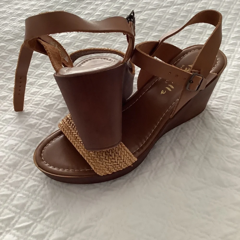 Mariela NEW Heels Sandals Made In Italy Brand New Never worn - Picture 7 of 8